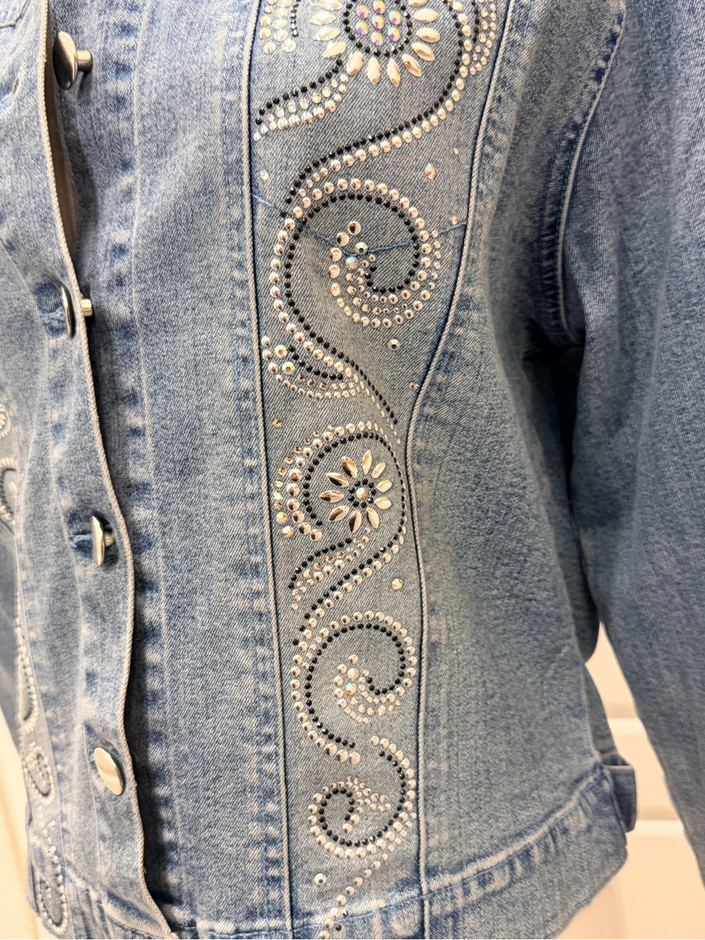 🔥Vintage Christine Alexander Rhinestone Blue Denim Jacket - Women - Picture 3 of 13